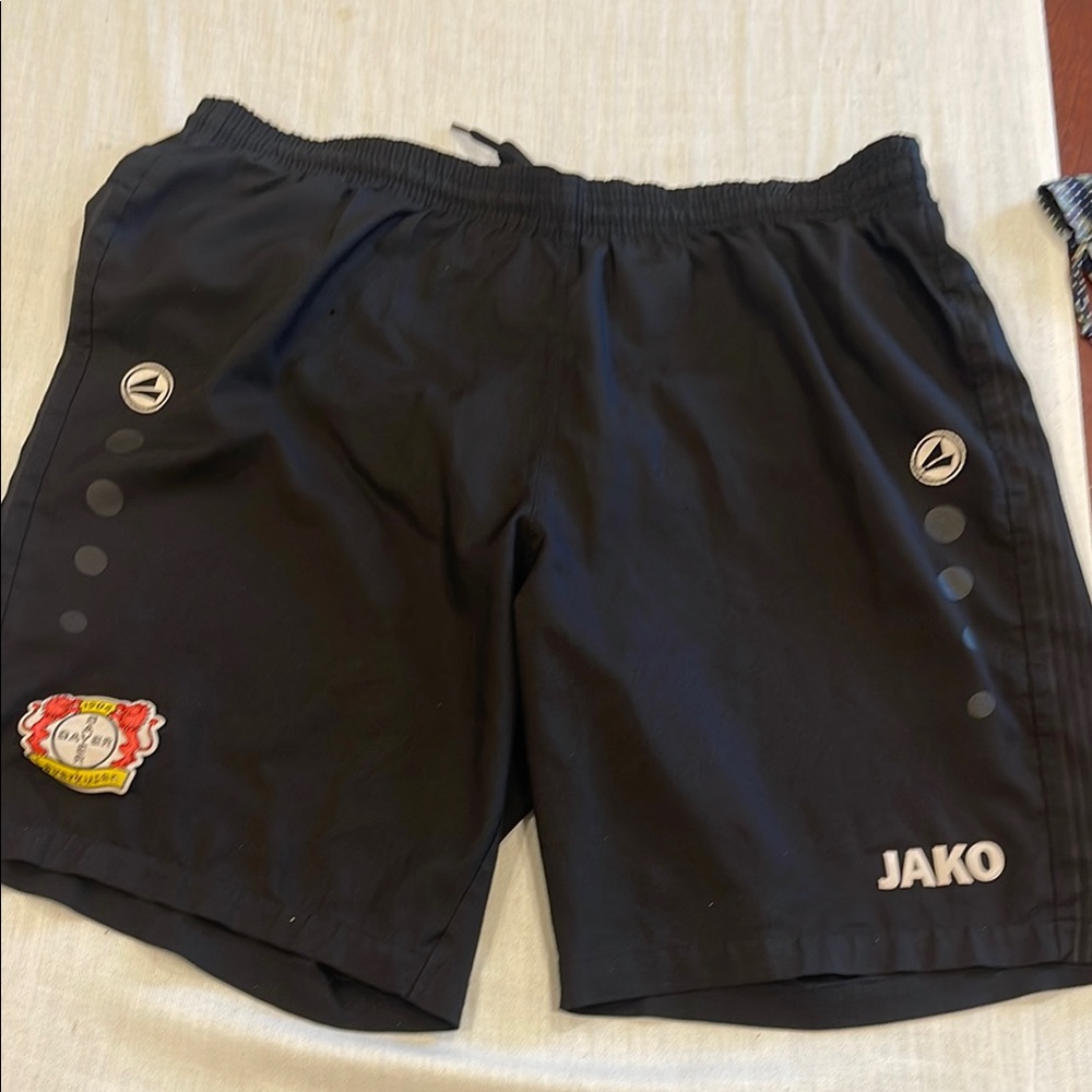 B0866 JAKO Black Athletic Karate Shorts SZ Medium 32